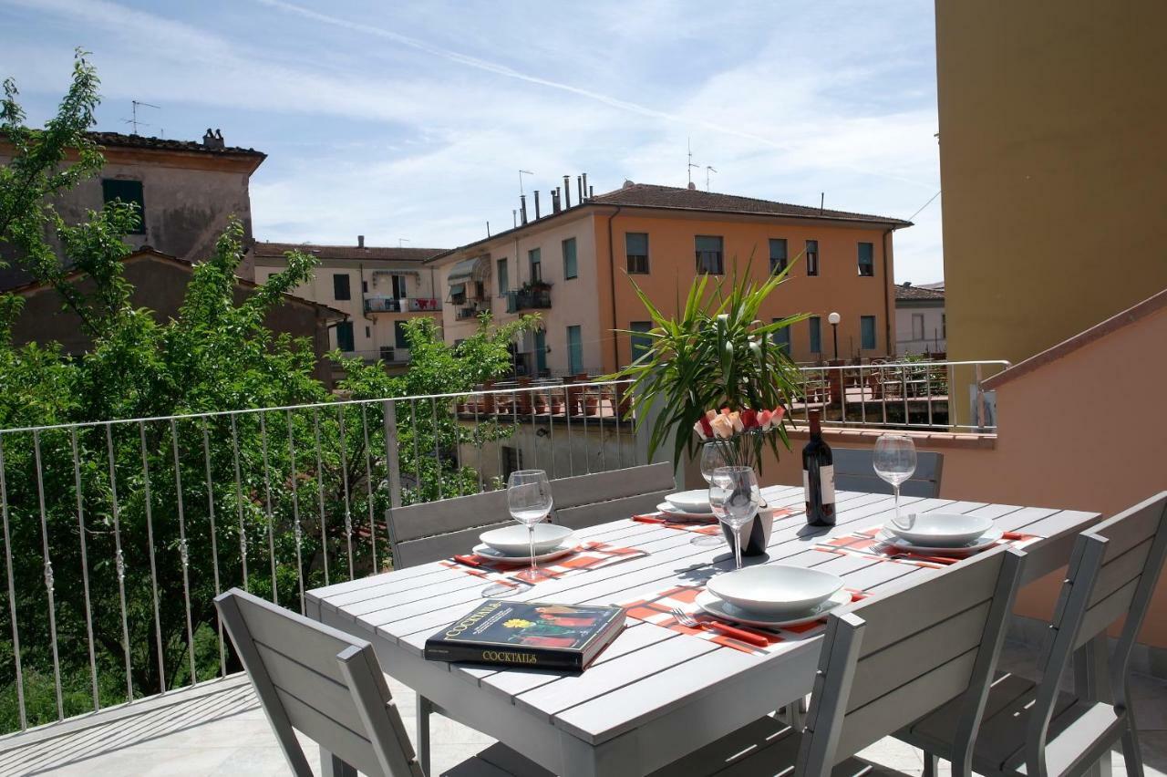 Yourhomeinlucca La Terrazza Luaran gambar